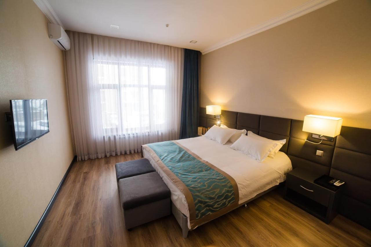 Golden Hotel Biškek Exteriér fotografie